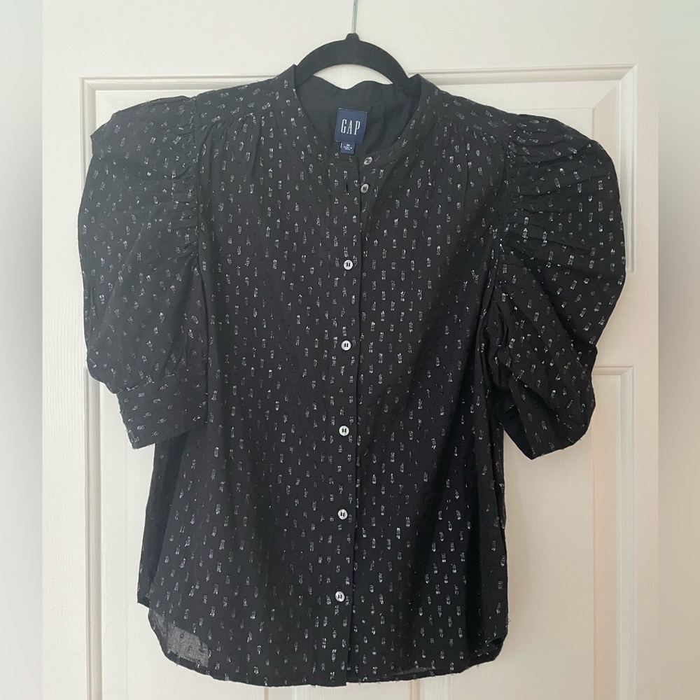 Gap short sleeve blouse